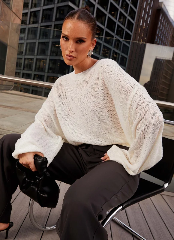 Tyla Oversized Knit Sweater - White