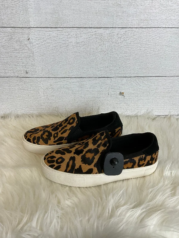 Animal Print Shoes Flats Ugg, Size 7