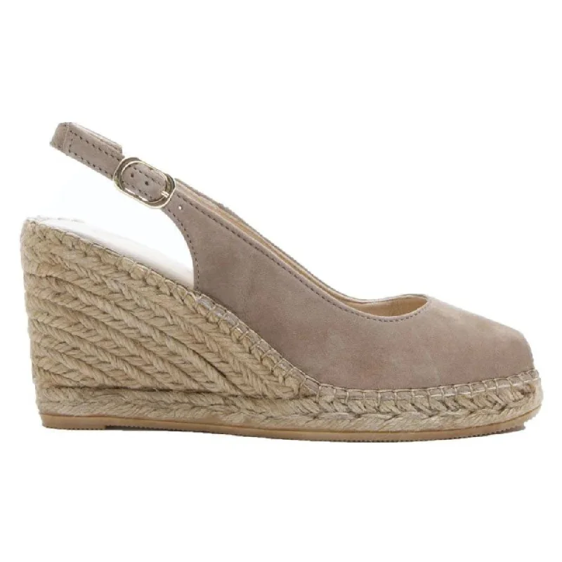 Macarena Carla4AN Taupe Suede Wedge Sandal (Women's)