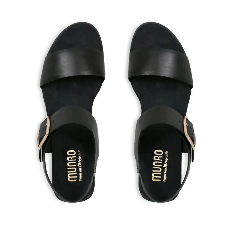 Munro Cleo Black Sandal (Women's)