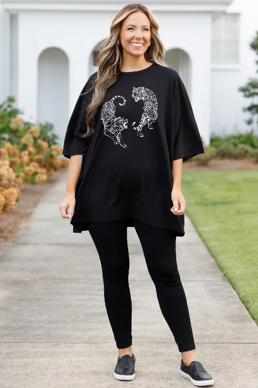 Roar Loudly Boyfriend Tee, Black