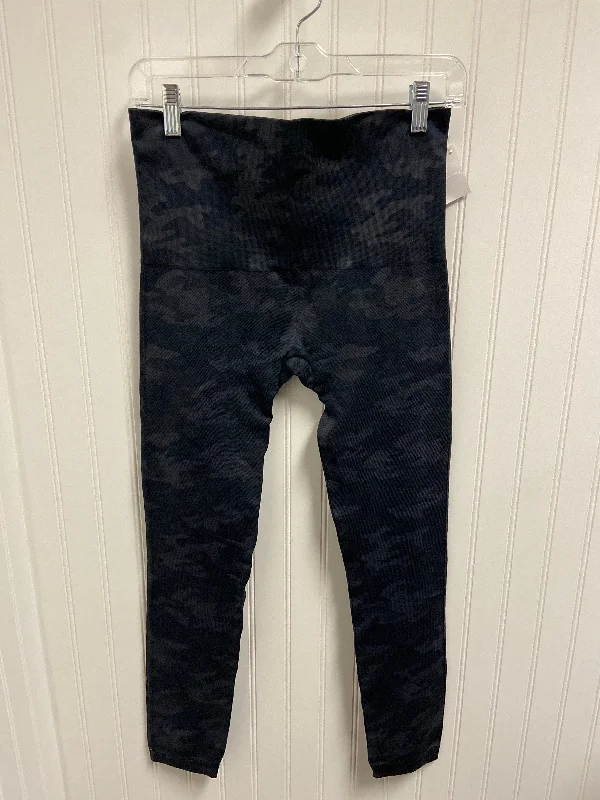 Pants Leggings By Spanx In Camouflage Print, Size: 1x