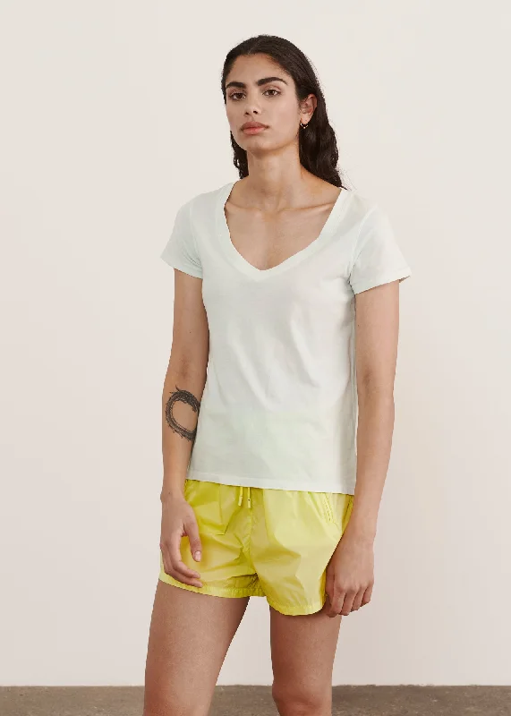 Women's Short Sleeve Spray Wash V Neck Tee W92V09N-S